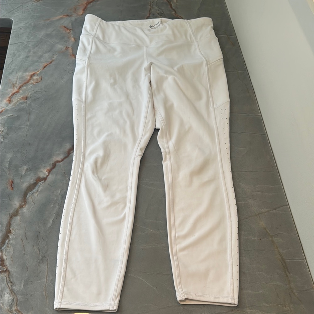White Athleta crop workout pants